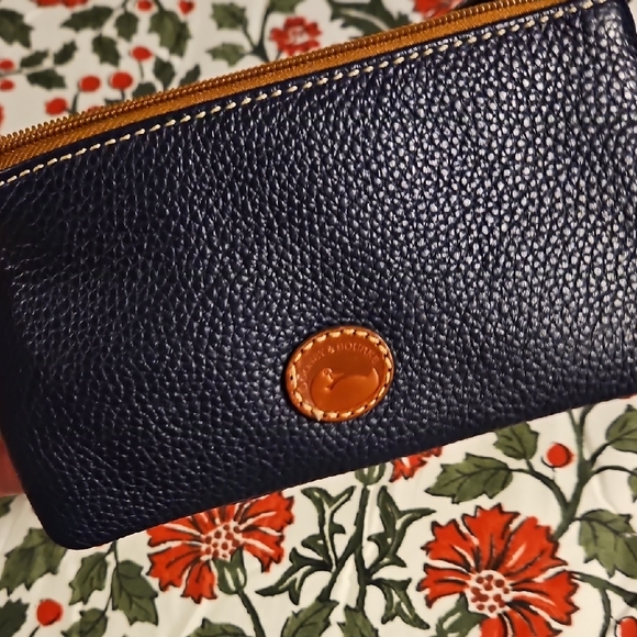 Dooney & Bourke Dark Blue Leather Wristlet - Picture 4 of 4